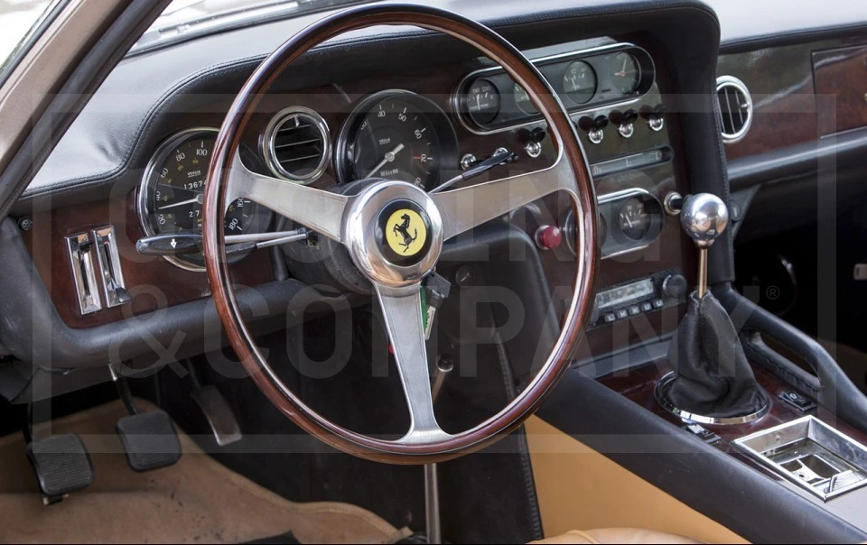 1965 Ferrari 330 GT 2+2 - Image 11 of 27