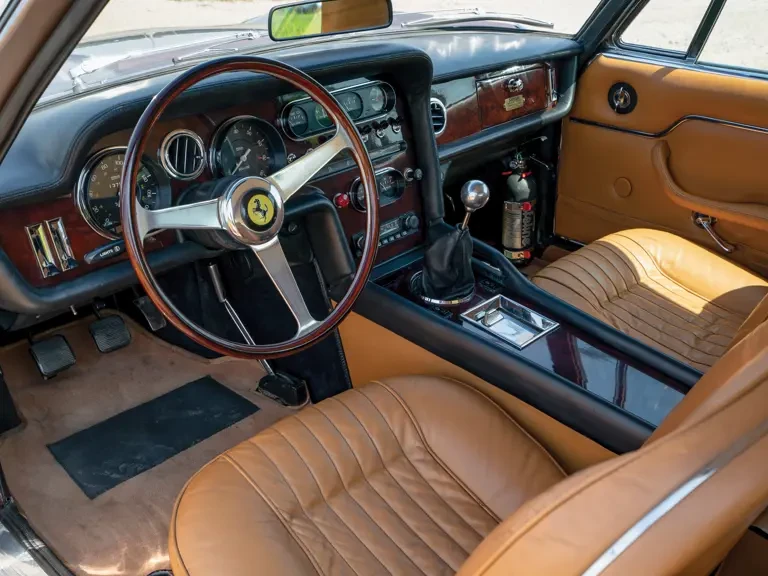 1965 Ferrari 330 GT 2+2 - Image 5 of 27