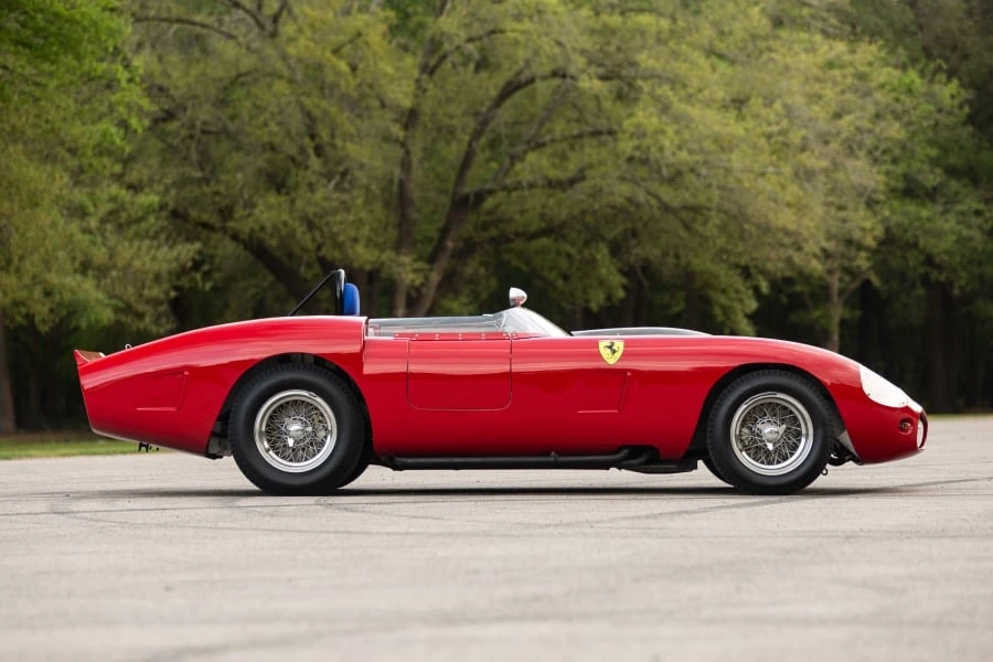 1965 Ferrari 330 GT 2+2 - Image 14 of 26