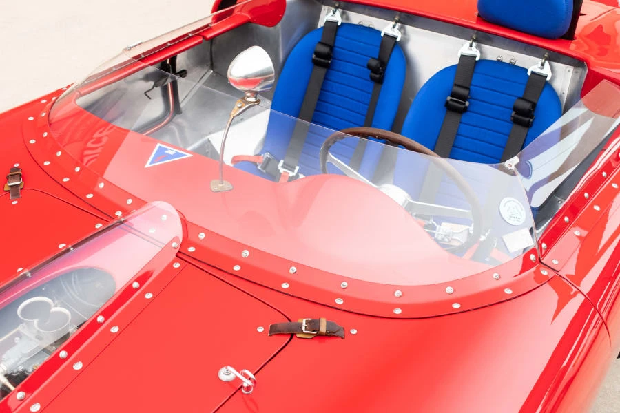 1965 Ferrari 330 GT 2+2 - Image 22 of 26