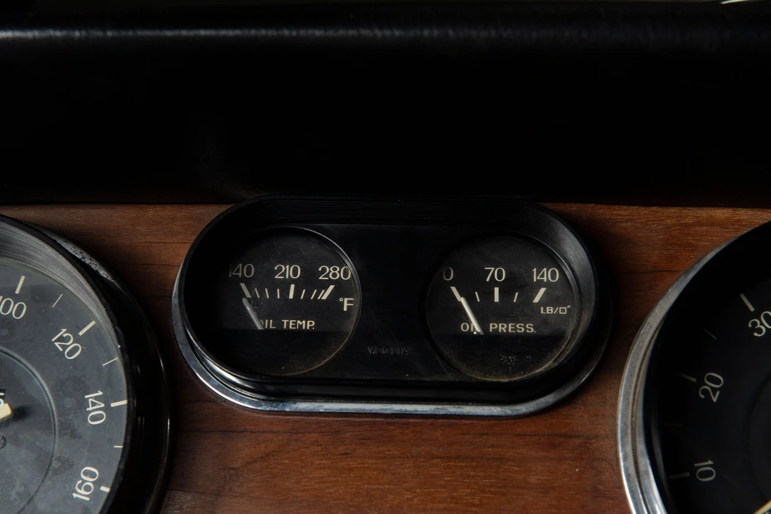 1965 Ferrari 330 GT 2+2 - Image 14 of 31