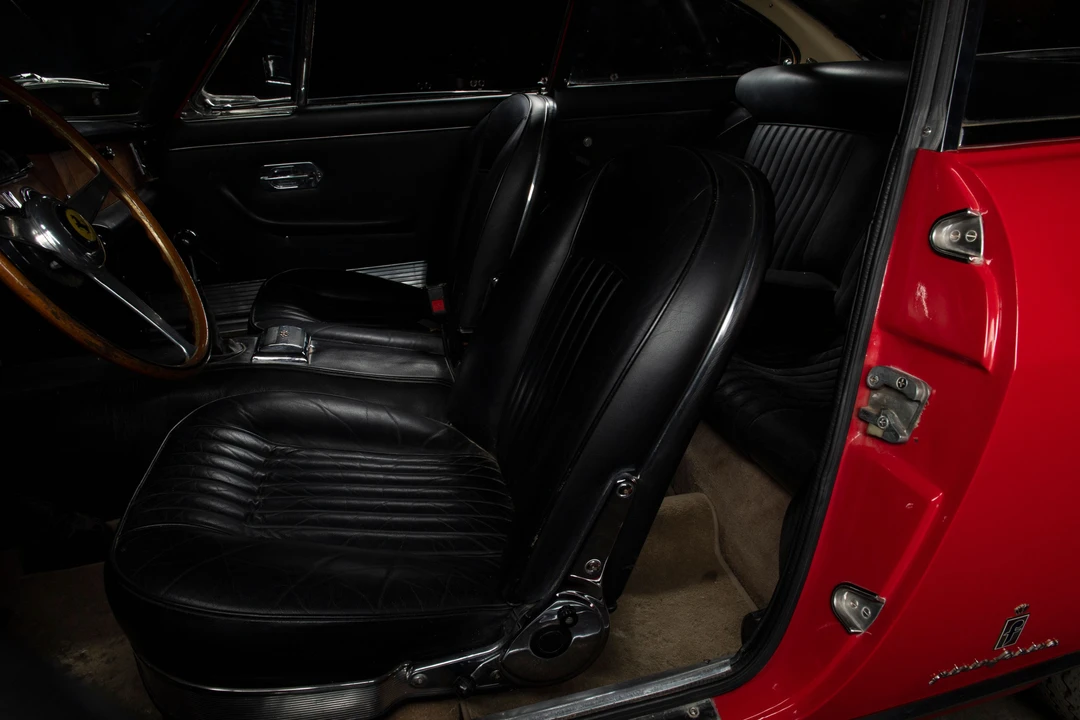 1965 Ferrari 330 GT 2+2 - Image 17 of 31