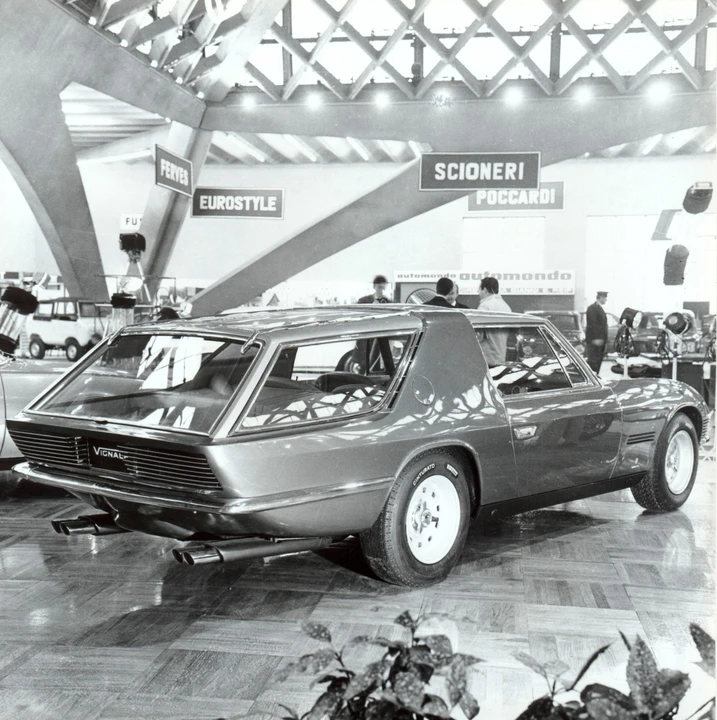 1965 Ferrari 330 GT 2+2 - Image 20 of 21