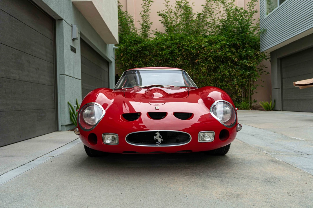 1965 Ferrari 330 GT 2+2 - Image 16 of 31