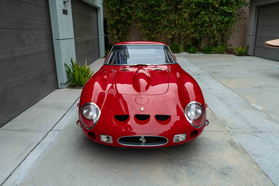 1965 Ferrari 330 GT 2+2 - Image 17 of 31