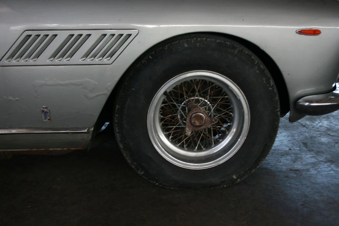 1965 Ferrari 330 GT 2+2 - Image 2 of 2