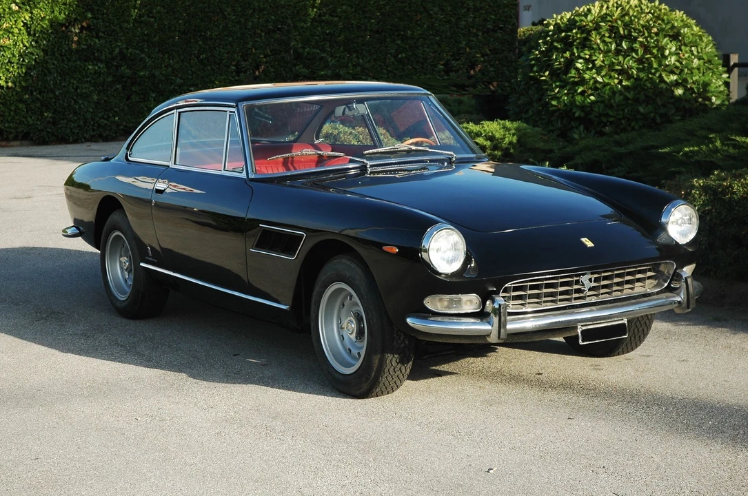1965 Ferrari 330 GT 2+2 - Image 4 of 5