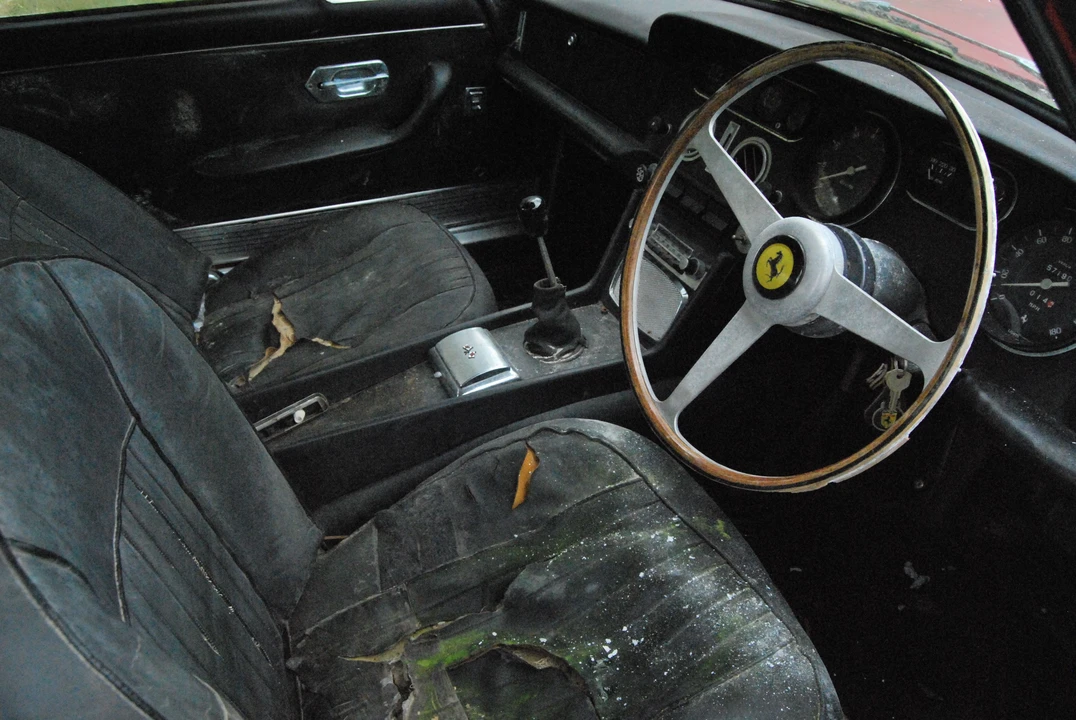 1965 Ferrari 330 GT 2+2 - Image 16 of 21