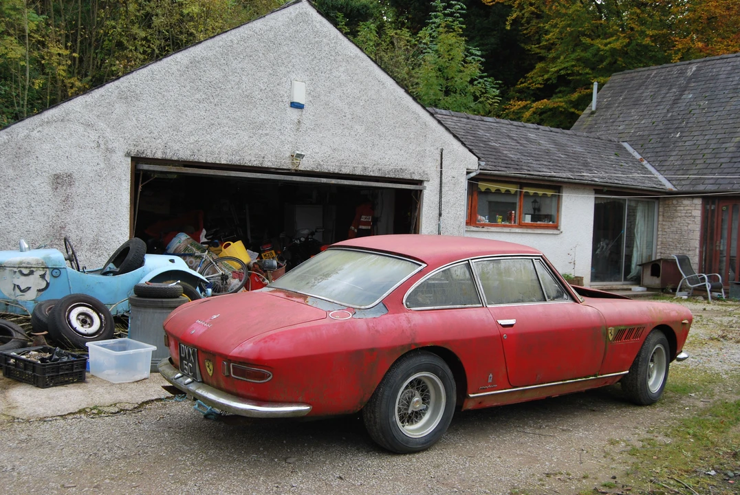 1965 Ferrari 330 GT 2+2 - Image 2 of 21