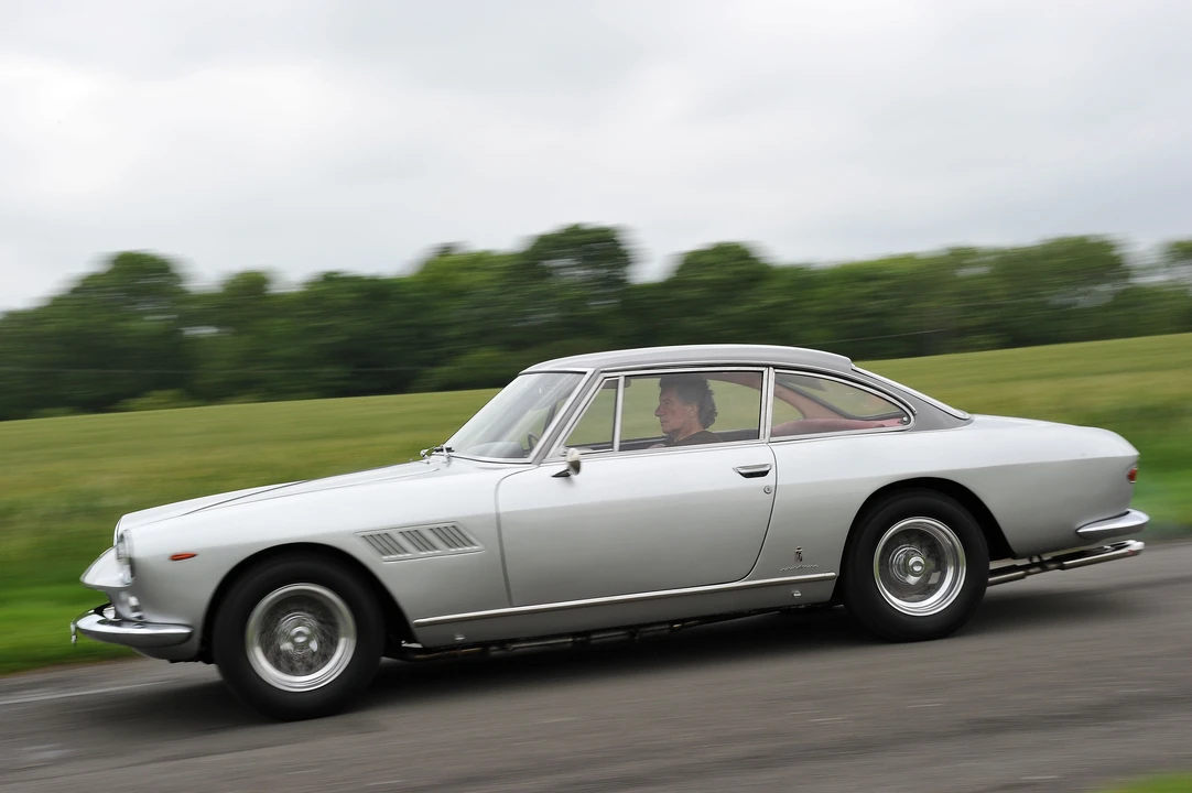 1965 Ferrari 330 GT 2+2 - Image 8 of 9