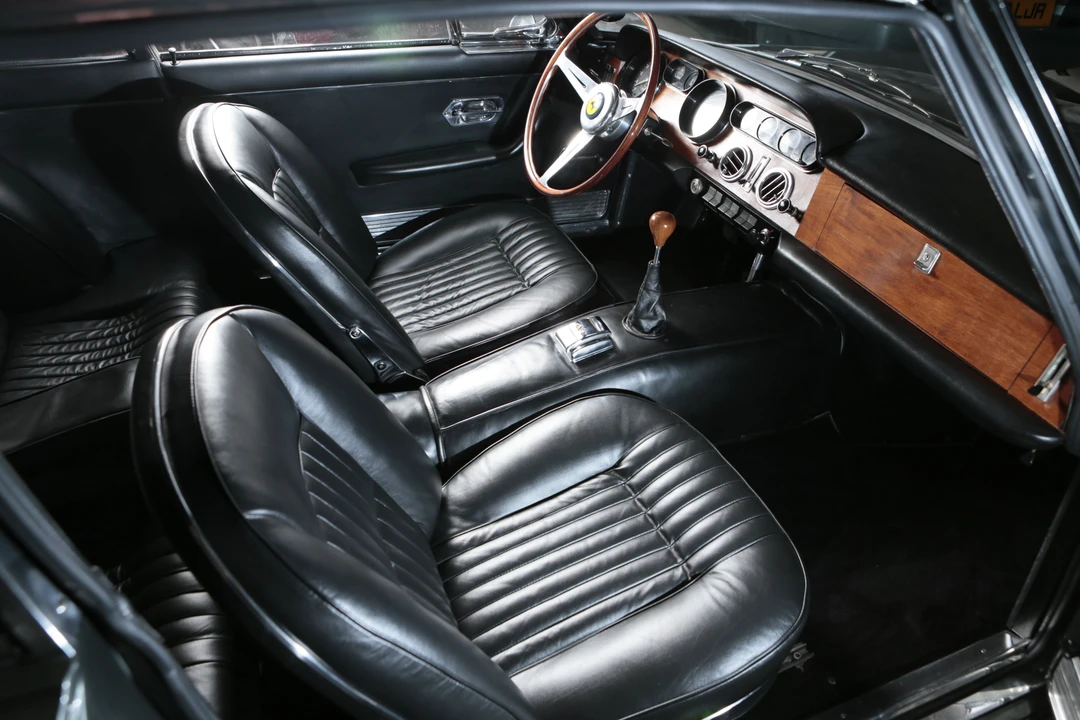 1965 Ferrari 330 GT 2+2 - Image 4 of 20