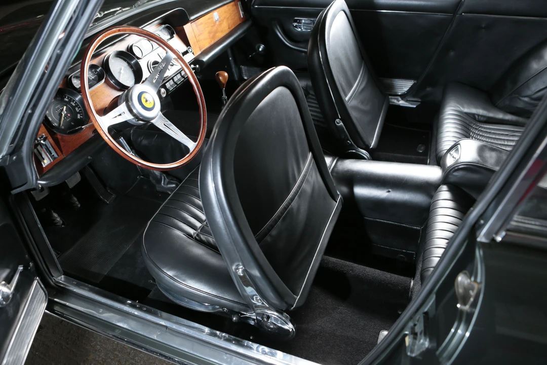 1965 Ferrari 330 GT 2+2 - Image 10 of 20