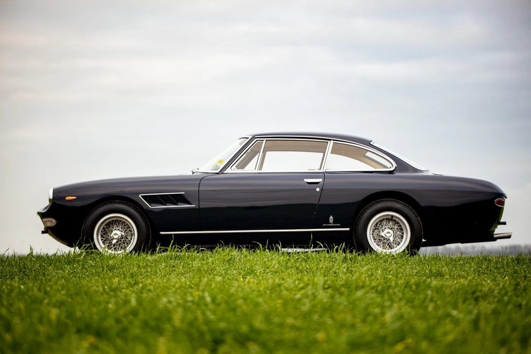 1965 Ferrari 330 GT 2+2 - Image 22 of 31