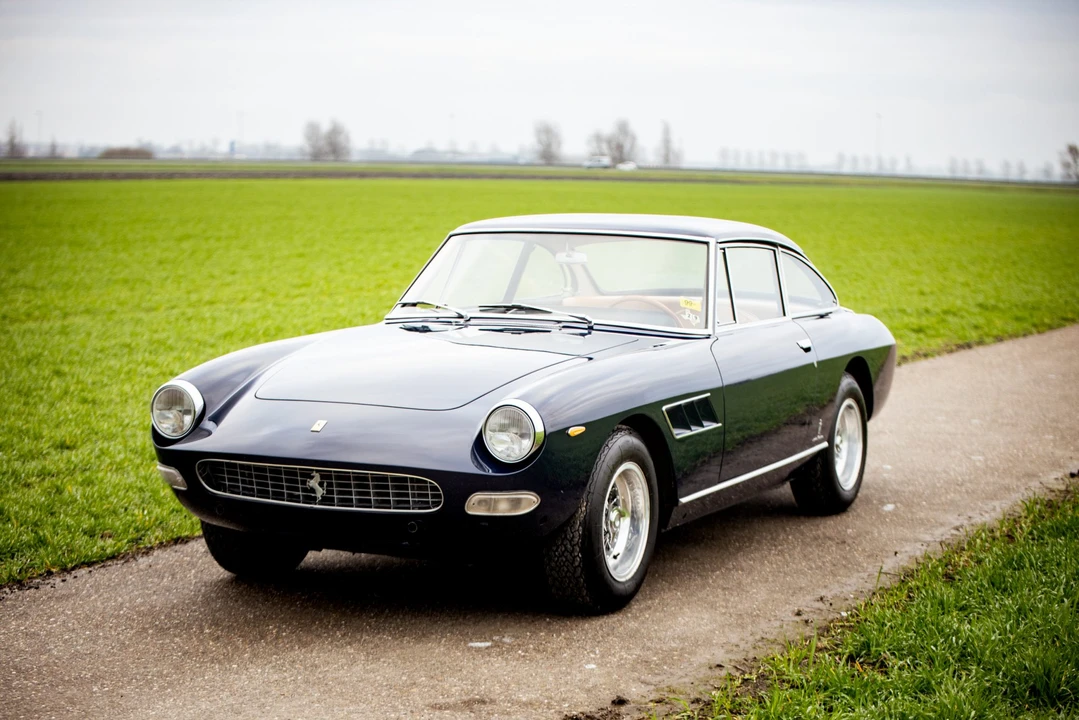 1965 Ferrari 330 GT 2+2 - Image 16 of 31