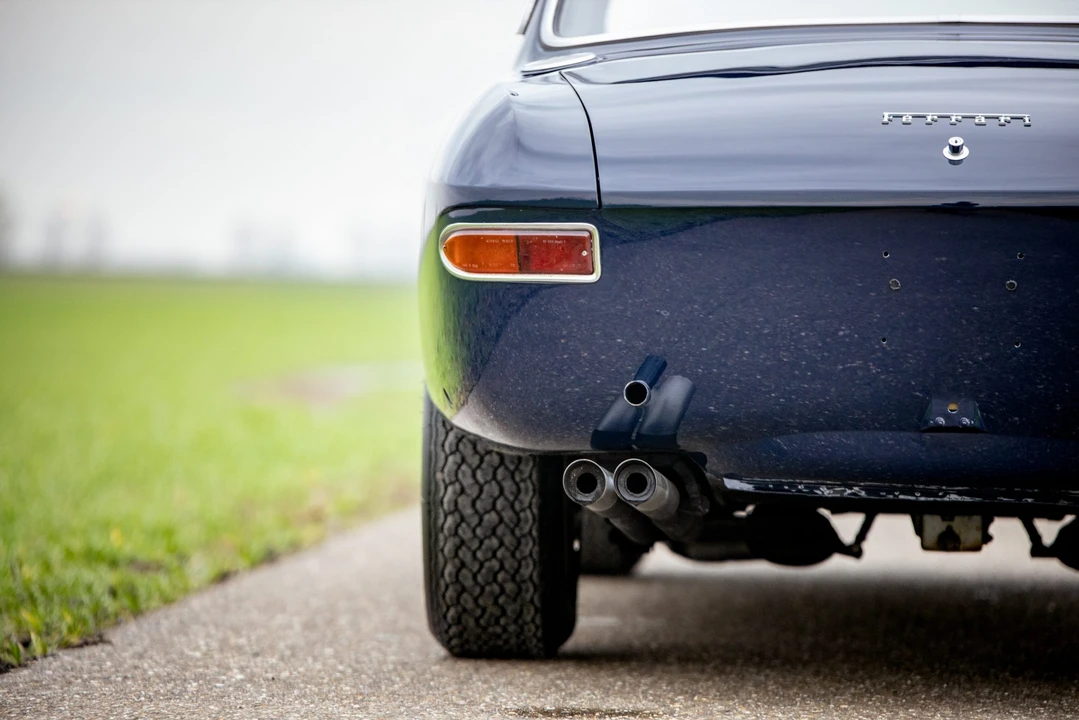 1965 Ferrari 330 GT 2+2 - Image 27 of 31