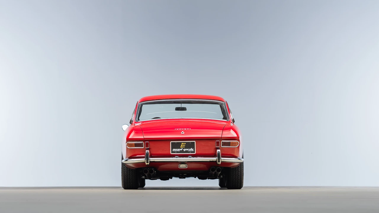 1965 Ferrari 330 GT 2+2 - Image 26 of 31