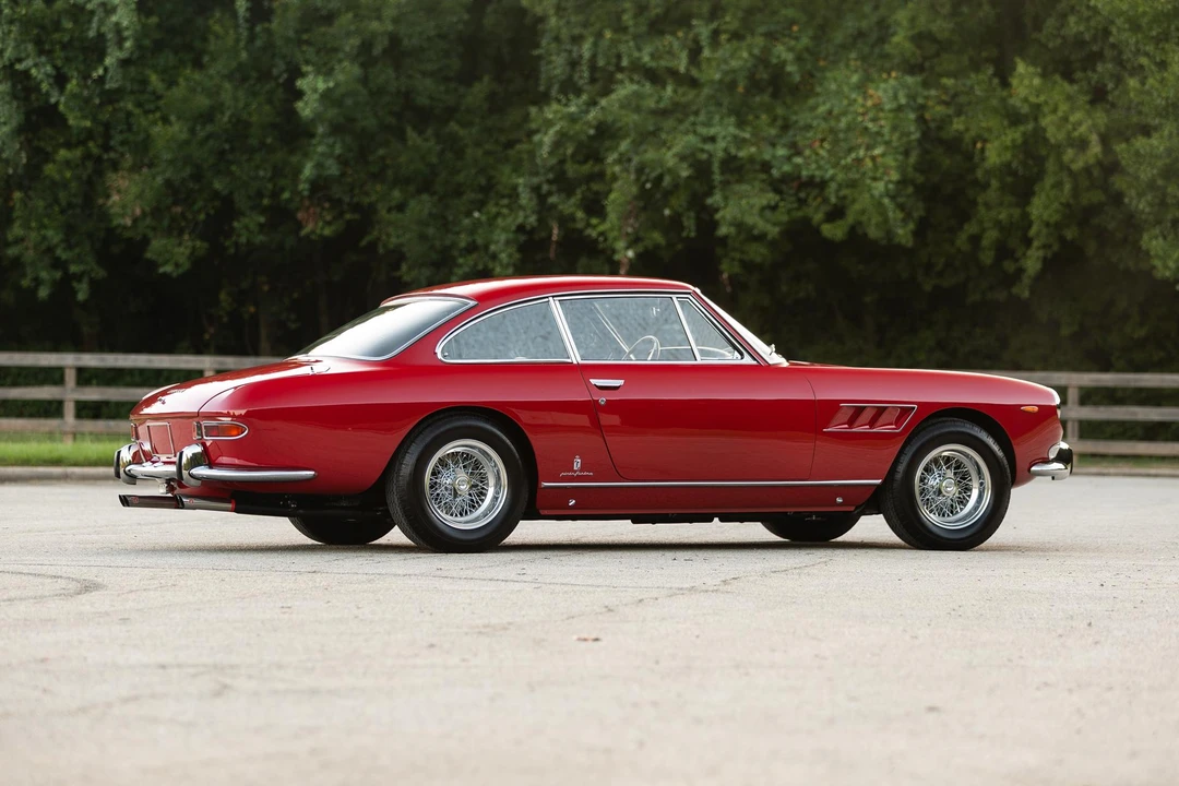 1965 Ferrari 330 GT 2+2 - Image 10 of 31