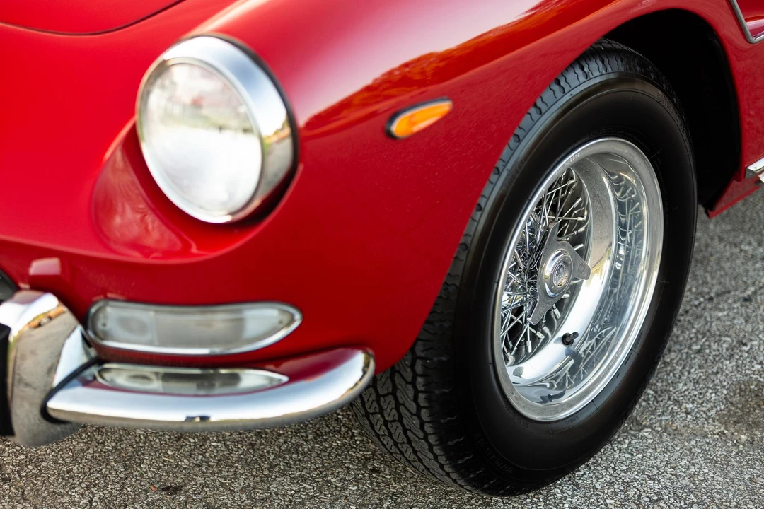 1965 Ferrari 330 GT 2+2 - Image 17 of 31