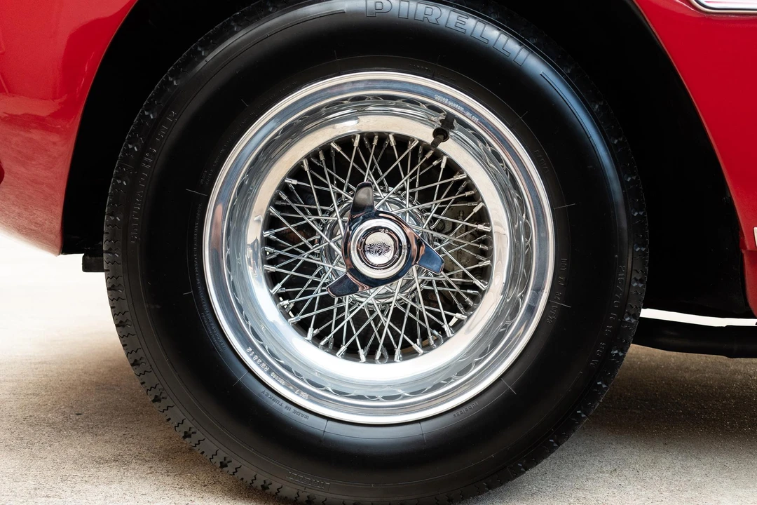 1965 Ferrari 330 GT 2+2 - Image 28 of 31