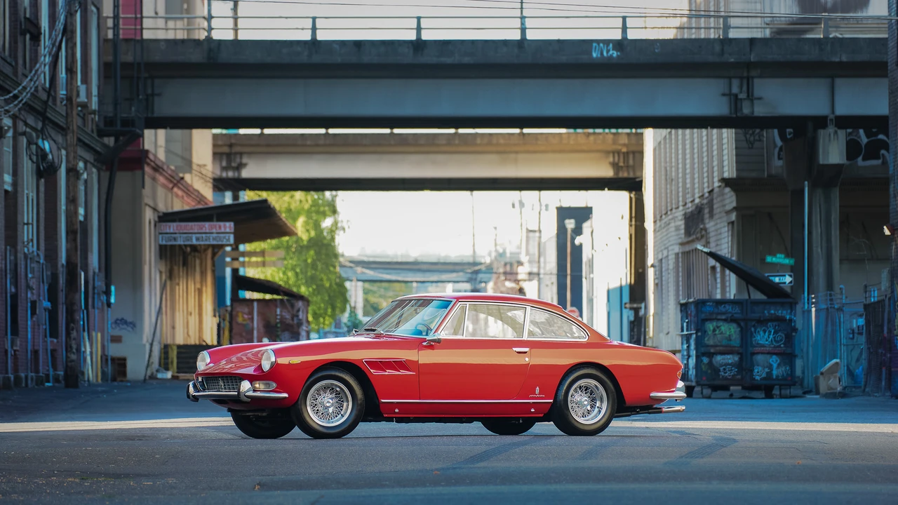 1965 Ferrari 330 GT 2+2 - Image 5 of 31