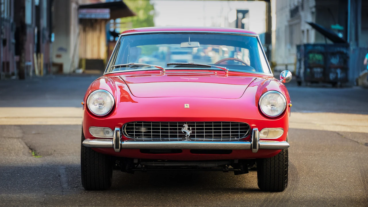1965 Ferrari 330 GT 2+2 - Image 7 of 31