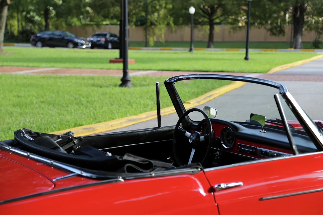 1965 Fiat Pininfarina Coupe & Cabriolet 2nd Gen - Image 30 of 31