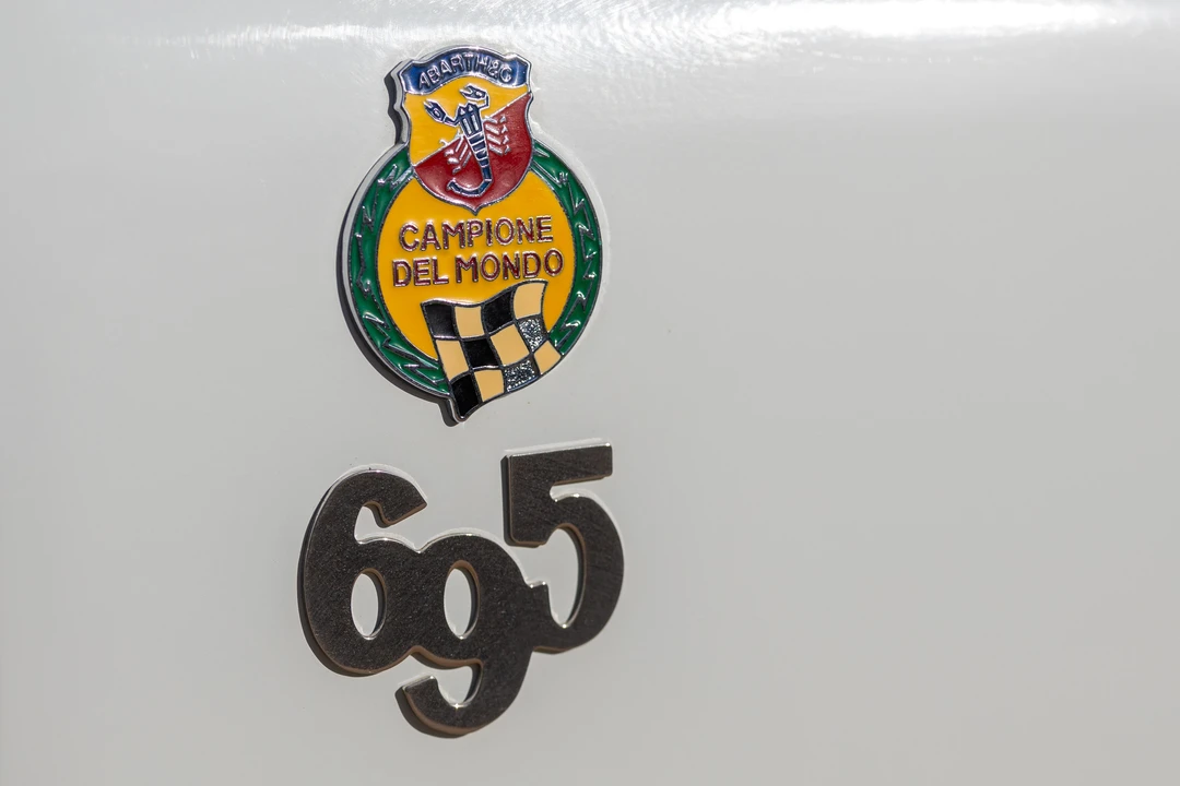 1965 Abarth - Image 15 of 31