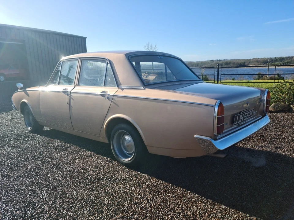 1965 Ford Cortina - Image 10 of 30