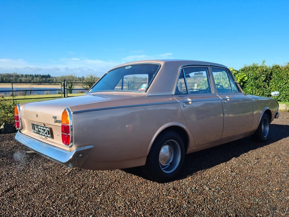 1965 Ford Cortina - Image 17 of 30