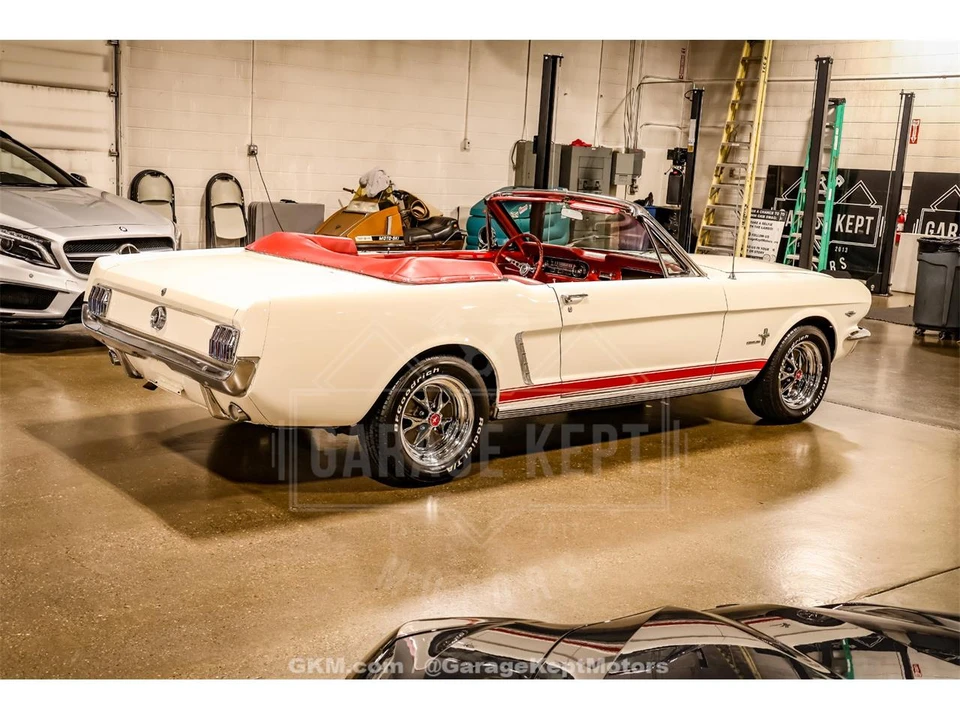 1965 Ford Galaxie 3rd Gen - Image 24 of 31