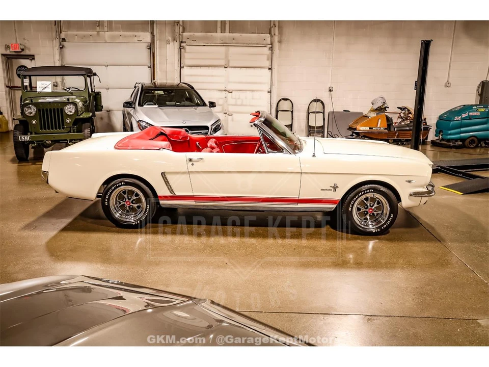 1965 Ford Galaxie 3rd Gen - Image 25 of 31