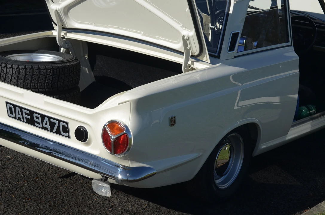 1965 Ford Cortina - Image 20 of 21