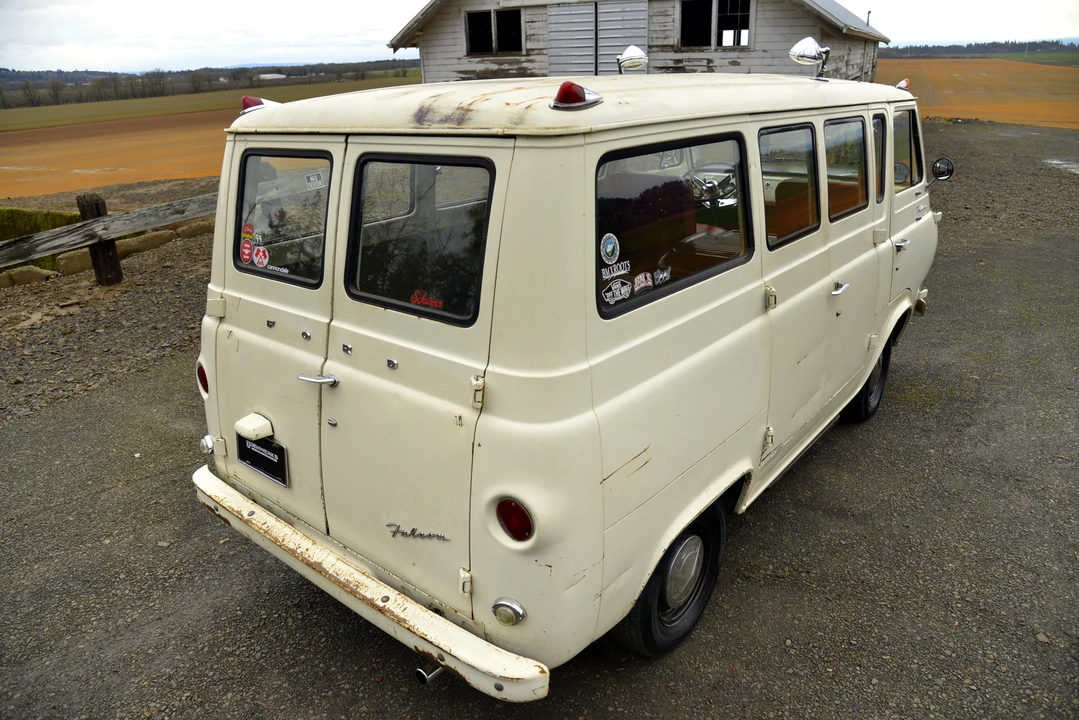1965 Ford Econoline Van - Image 10 of 31