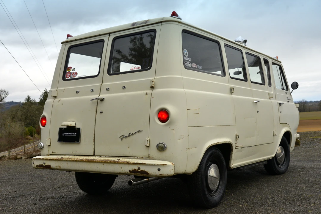 1965 Ford Econoline Van - Image 12 of 31