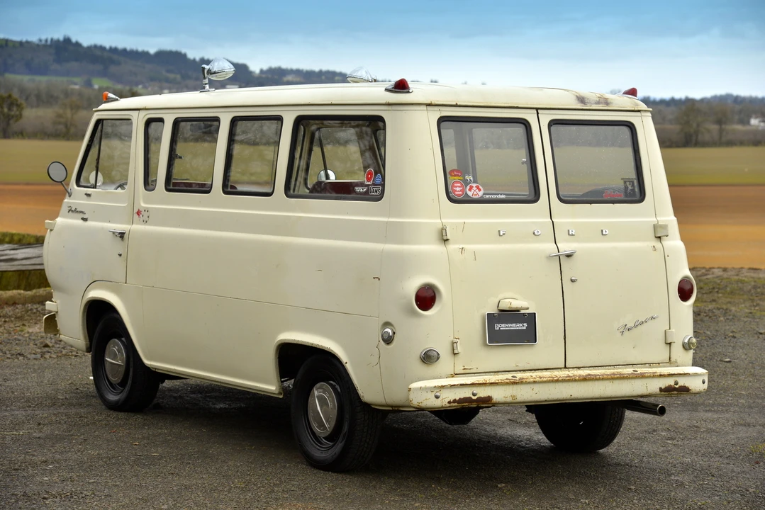 1965 Ford Econoline Van - Image 18 of 31
