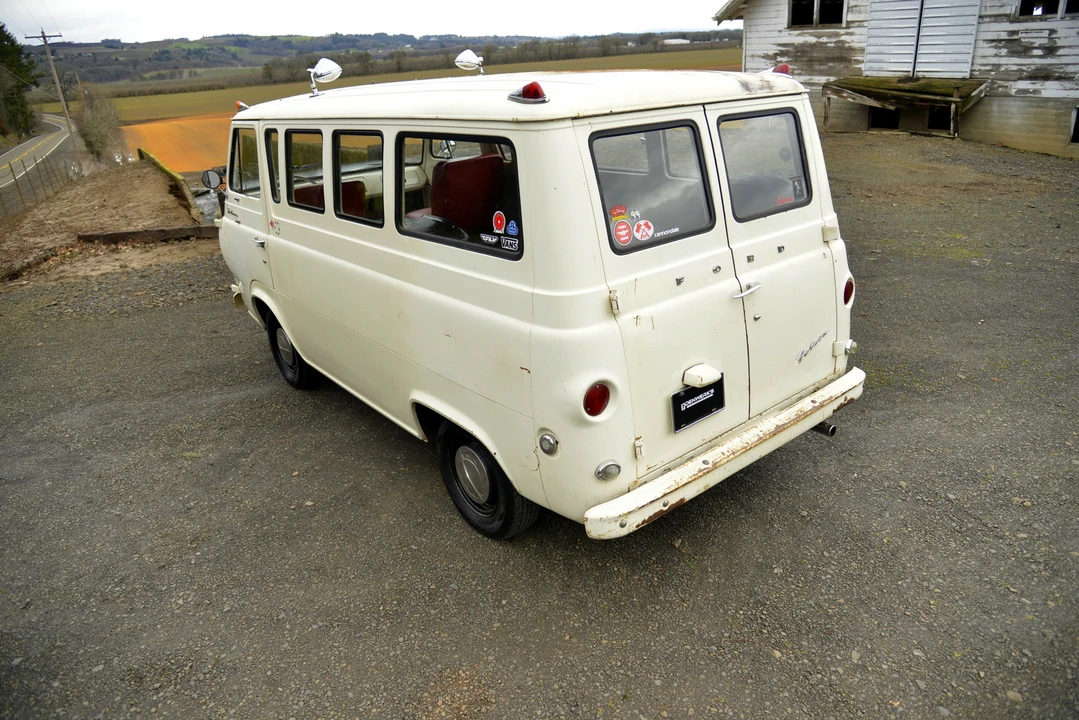 1965 Ford Econoline Van - Image 20 of 31