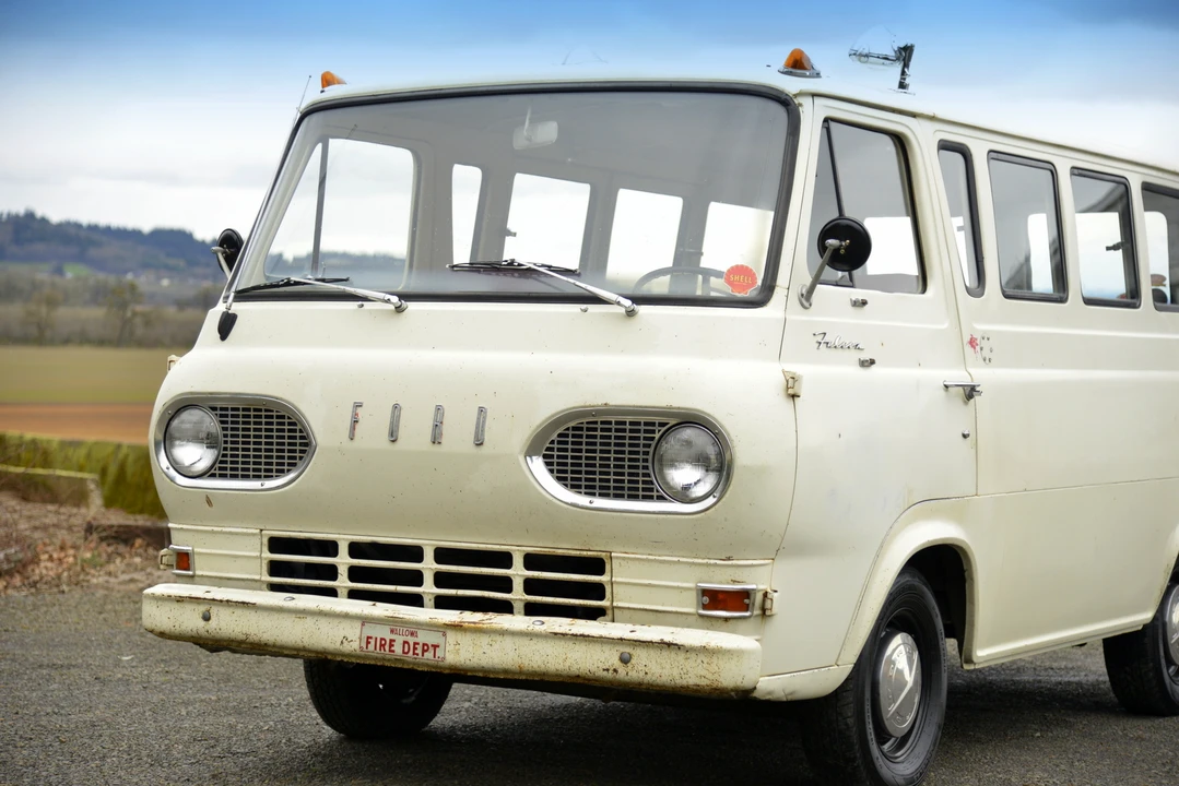 1965 Ford Econoline Van - Image 31 of 31