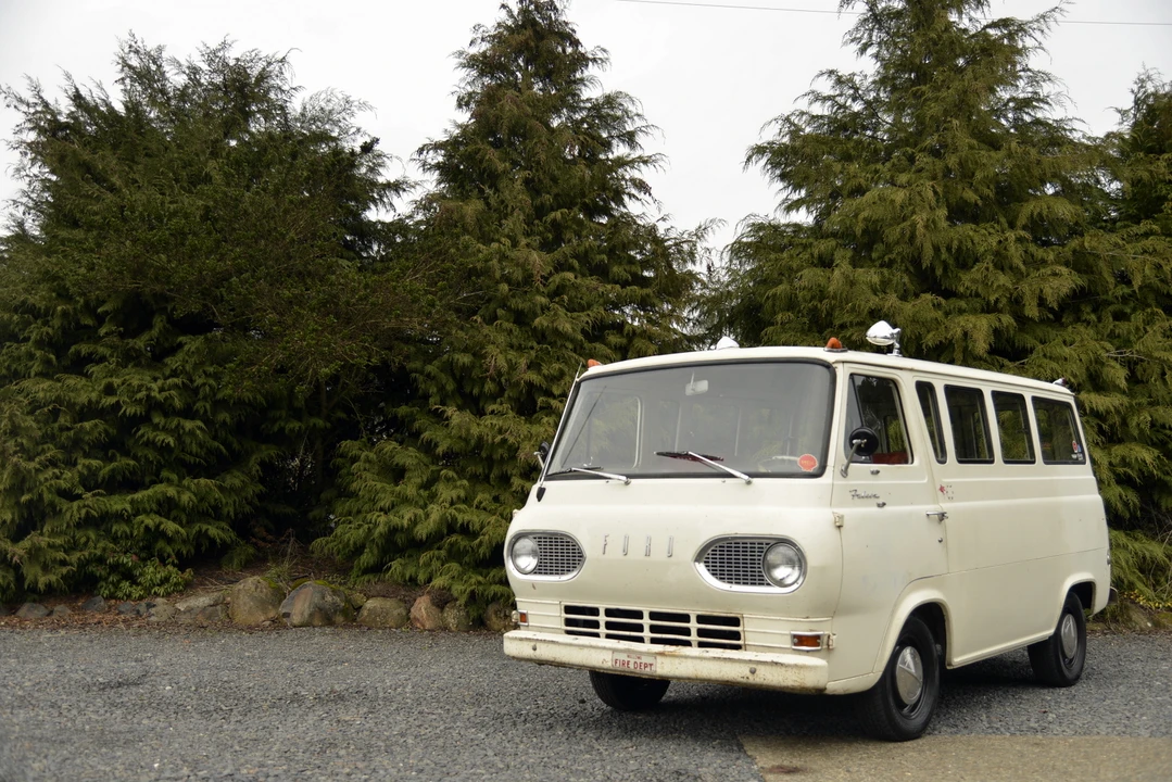 1965 Ford Econoline Van - Image 29 of 31