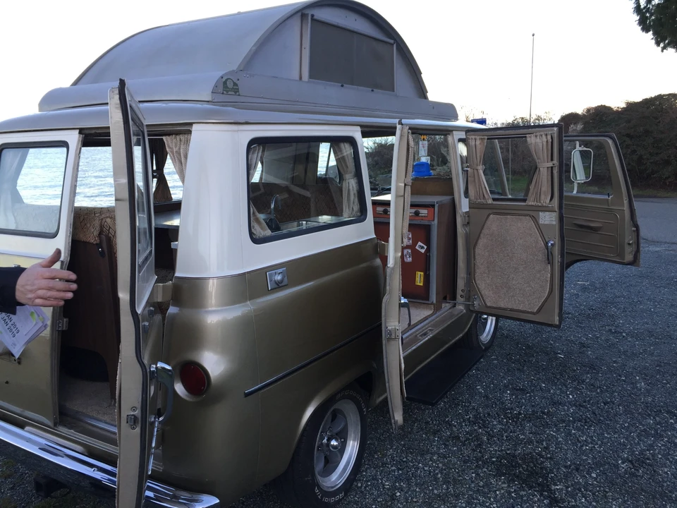 1965 Ford Econoline Van - Image 10 of 31