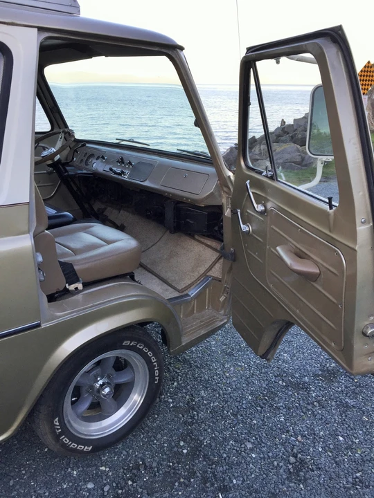 1965 Ford Econoline Van - Image 15 of 31