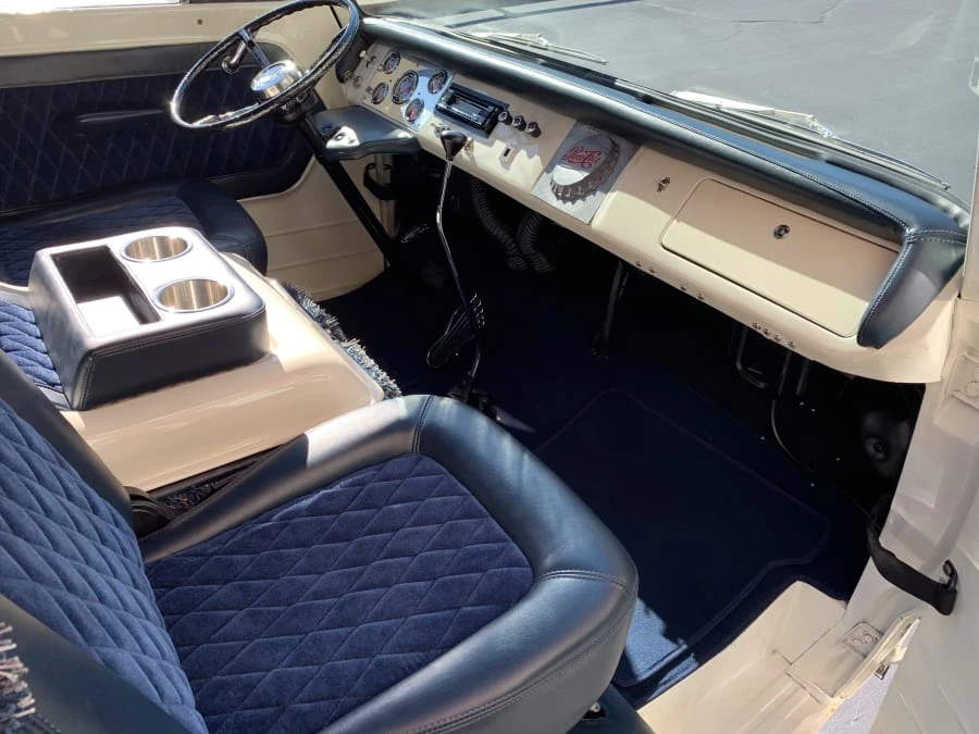 1965 Ford Econoline Van - Image 5 of 10