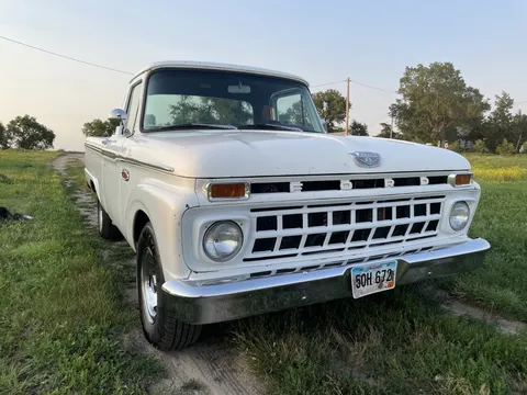 1965 Ford F-100 Custom Cab