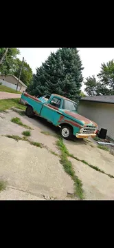 1965 Ford F-100