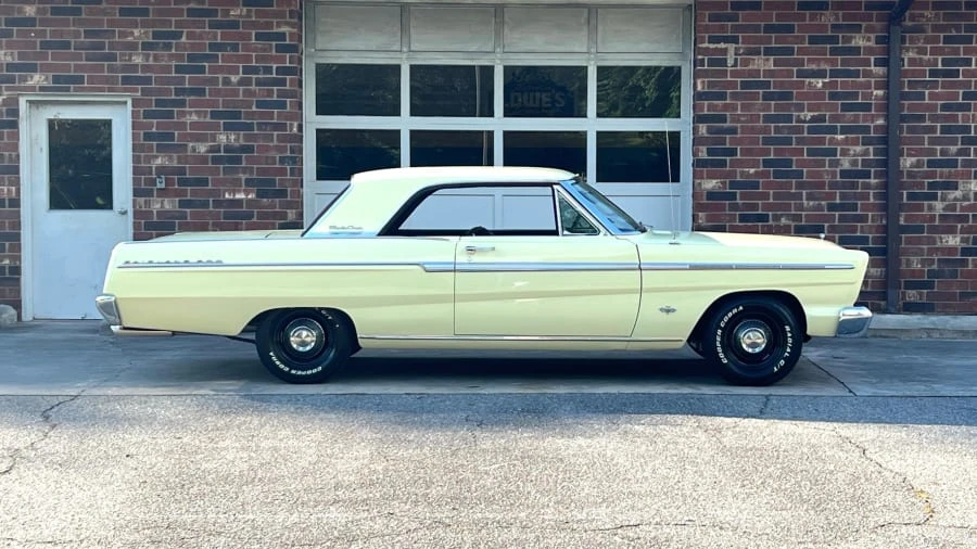 1965 Ford Fairlane 4th Gen - Image 18 of 19