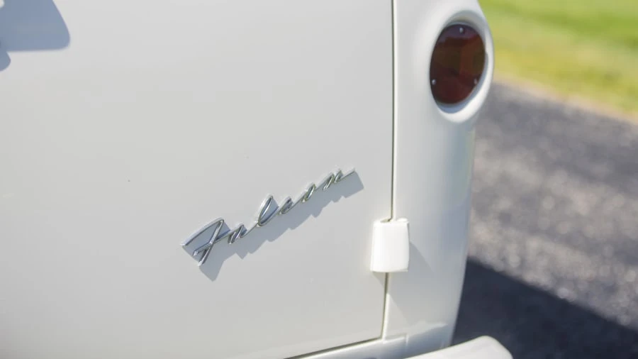 1965 Ford Econoline Van - Image 10 of 12