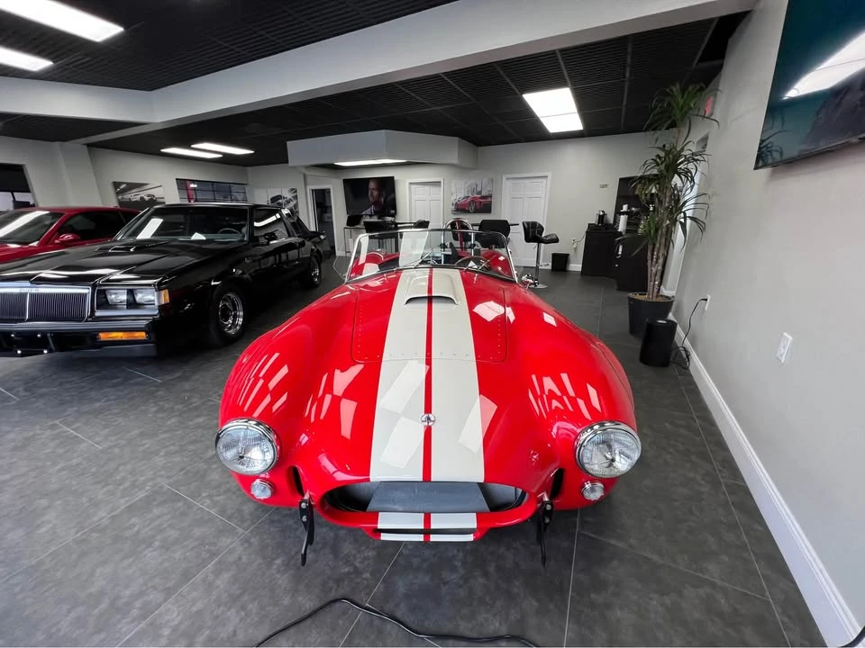 1965 Ford GT40 - Image 2 of 6