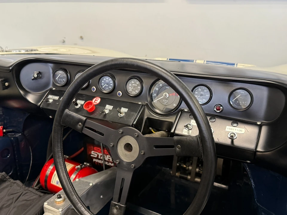 1965 Ford GT40 - Image 18 of 21