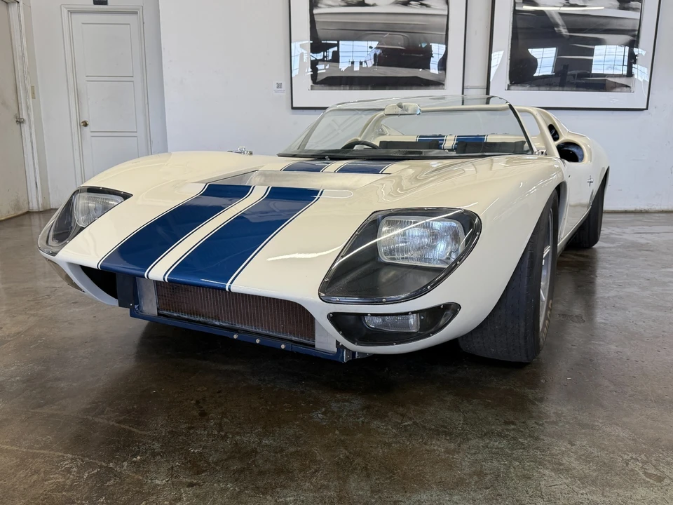 1965 Ford GT40 - Image 6 of 21