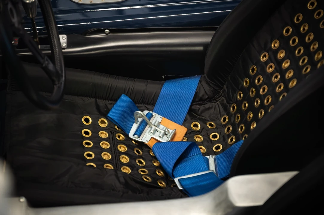 1965 Ford GT40 - Image 8 of 31