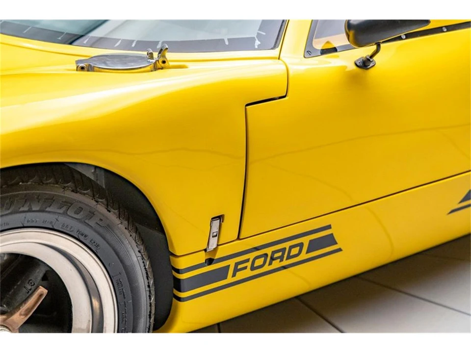 1965 Ford GT40 - Image 26 of 31